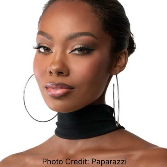 paparazzi Jewelry - NWT Oversized Silver Hoop Earrings